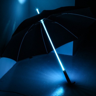 Svietiace LED dáždnik Blade Runner